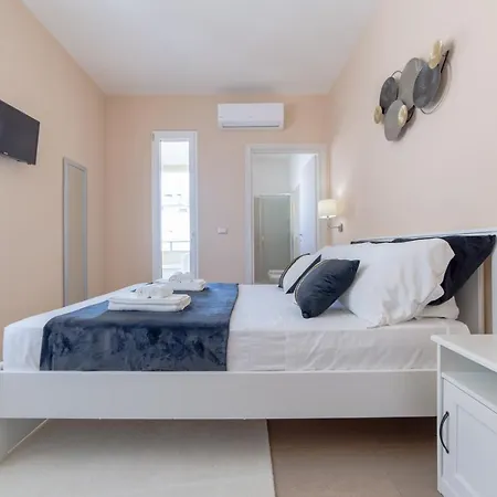 L'affaccio - Lungomare 3*