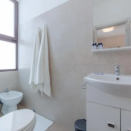 L'affaccio - Lungomare 加利波利